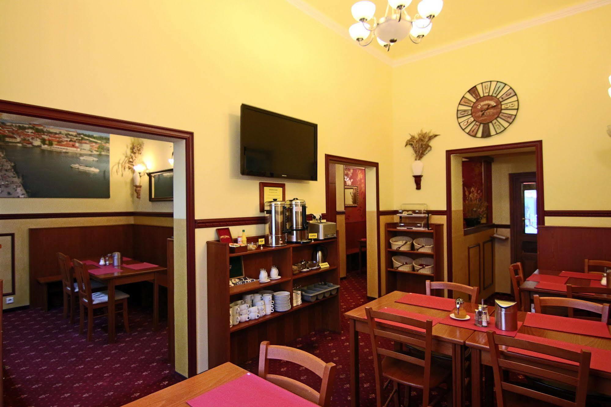 Old 3* Praga